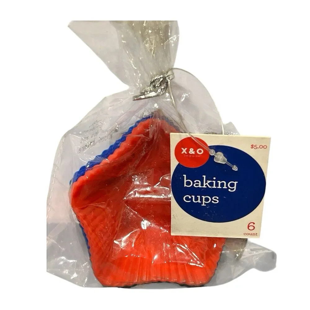Design Group X&O Baking Cups, Cookie Cutters and 2 Popsicle Molds